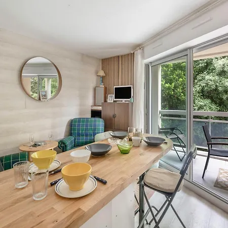 A 100m De La - Piscine Pour 4 Apartment *