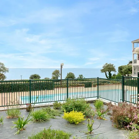 A 100m De La - Piscine Pour 4 *