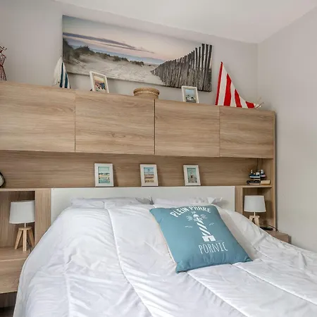 Apartment A 100m De La - Piscine Pour 4 *