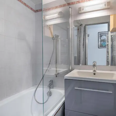 A 100m De La - Piscine Pour 4 * Pornic
